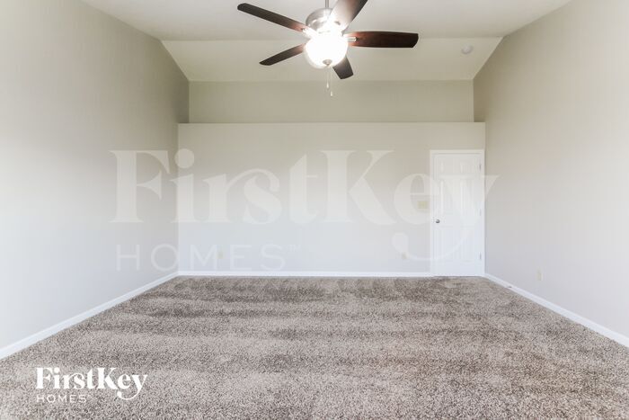 Building Photo - 18185 Knobstone Way