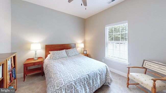 Building Photo - 29345 Greenfield Ave