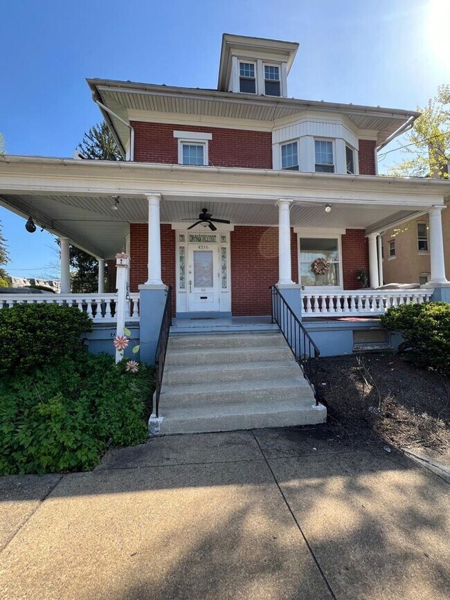 Building Photo - 4216 W Penn Ave