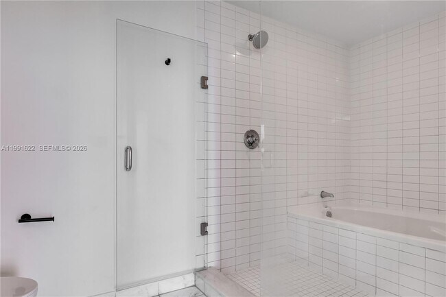 Building Photo - 888 Biscayne Blvd