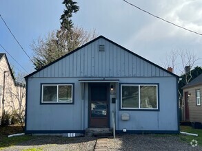 Building Photo - 1Bd/1Ba Single Story Home - Available to V...