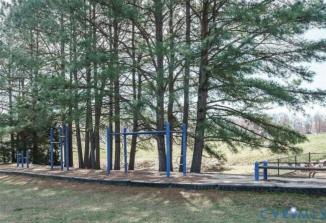 Building Photo - 7806 Fern Hollow Dr