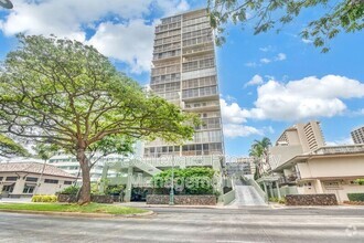 Building Photo - 2575 Kuhio Ave