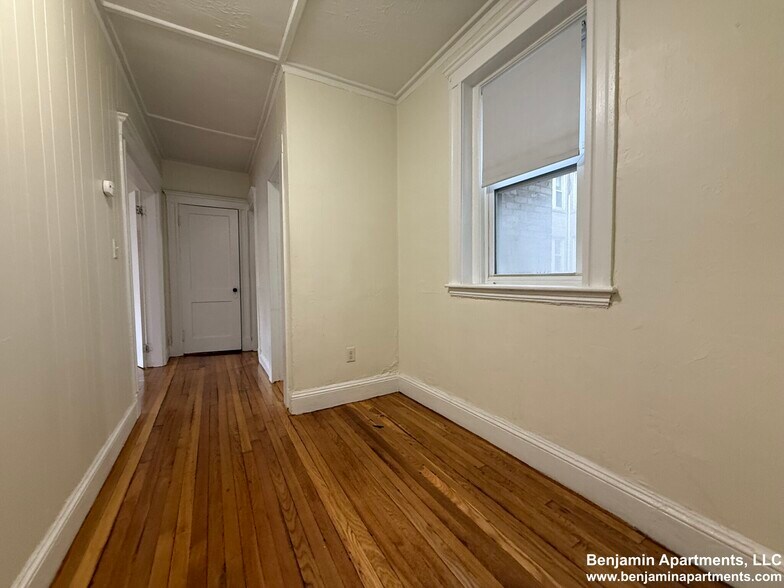 Building Photo - 1161 Boylston St