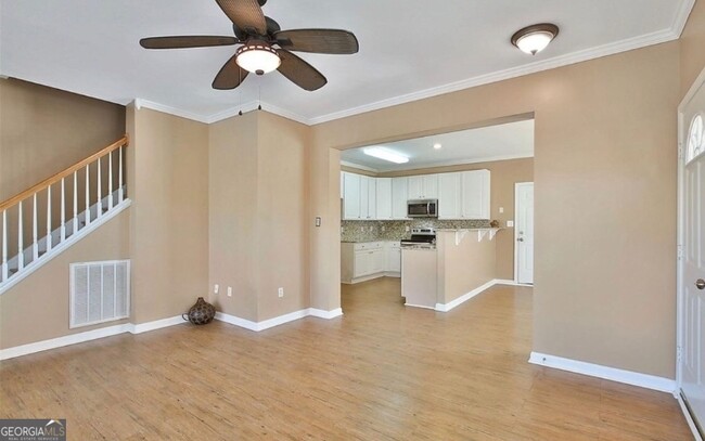 Building Photo - 504 Hollen Ct