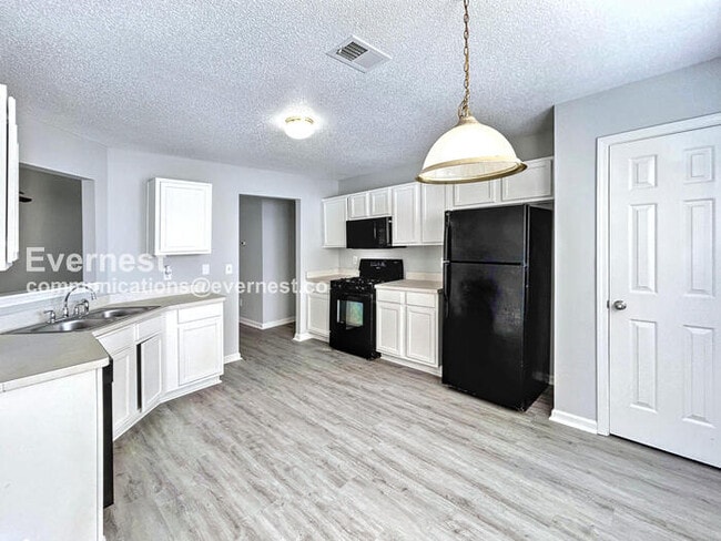 Building Photo - 2766 High Tide Dr