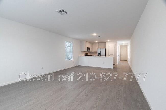 Building Photo - 8523 Loska Grn