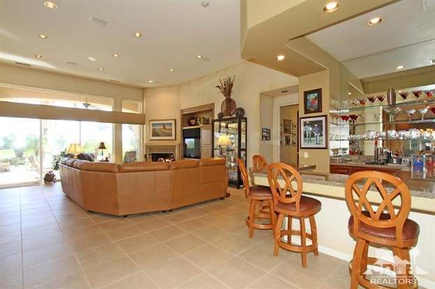 Building Photo - 348 Tomahawk Dr