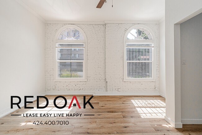 Building Photo - 2933 W 8th St