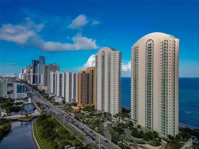 Building Photo - 16047 Collins Ave