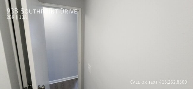 Building Photo - 93 Southpoint Dr