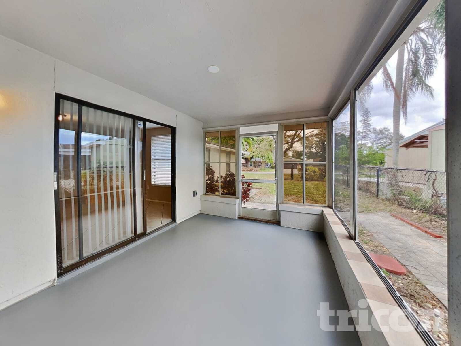 Building Photo - 6101 37th Ave W