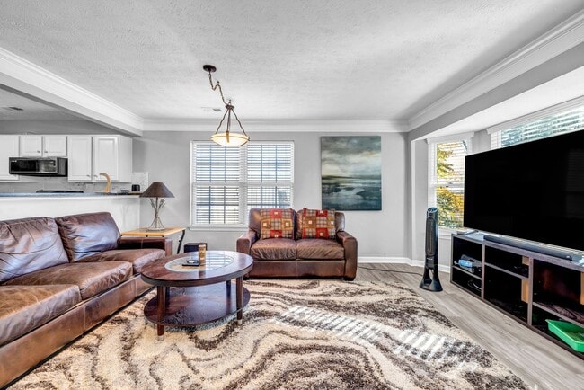 Building Photo - Fully Furnished 2 Bedroom, 2.5 Bath Townhome – Marietta, GA