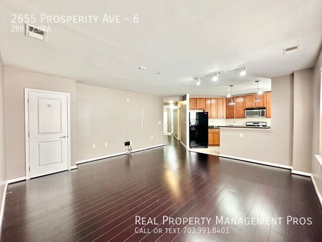 Building Photo - 2655 Prosperity Ave