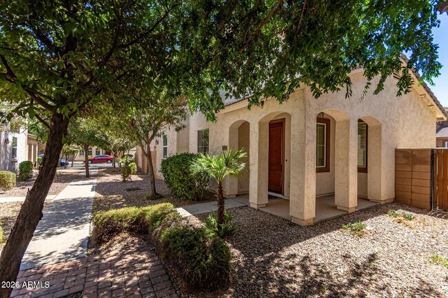 Building Photo - 4334 E Carla Vista Dr