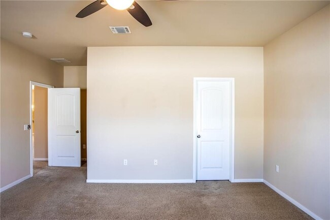 Building Photo - 607 Brashear Ln
