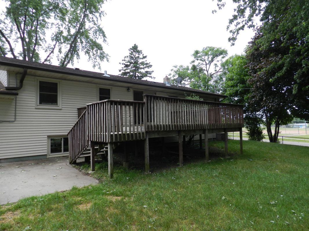 Building Photo - 2571 Crown Hill Ct
