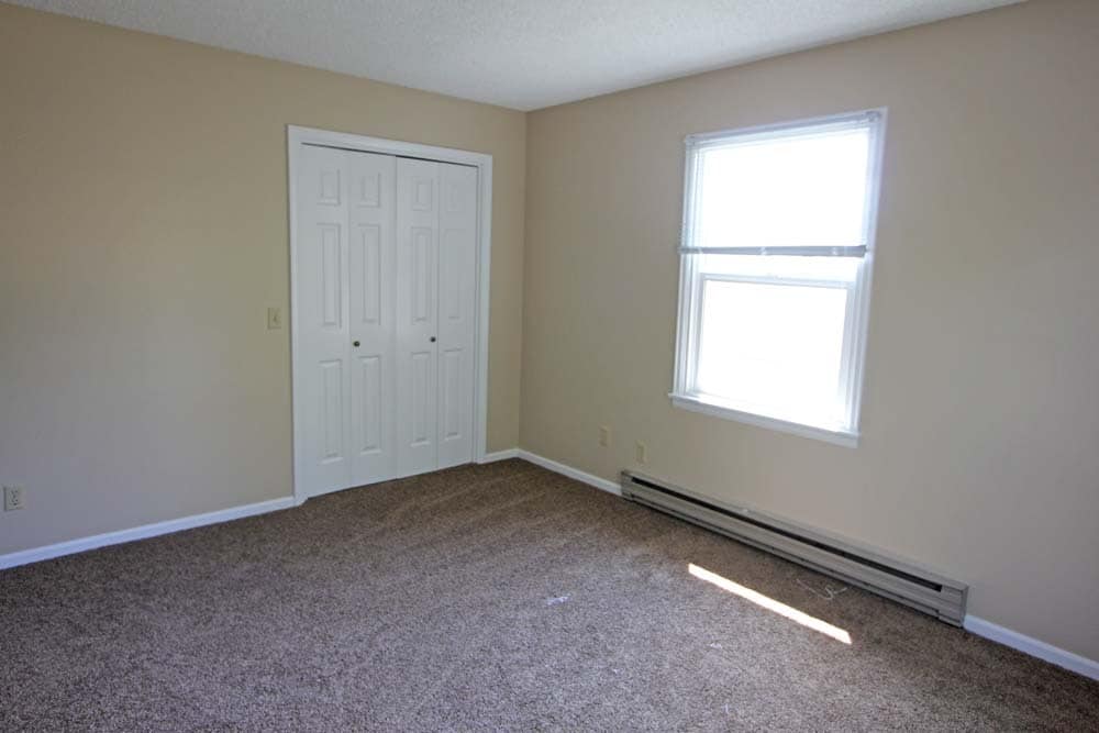 Second Bedroom - 234 Aristocrat Dr