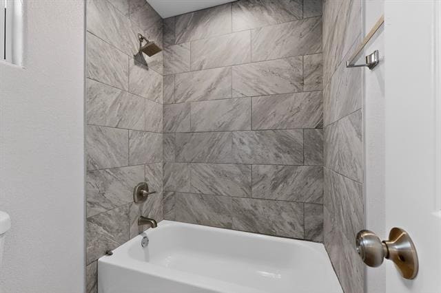 Building Photo - 5838 Humbert Ave