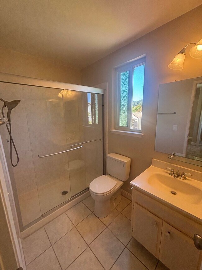 Building Photo - Updated 3 bedroom 2 bathroom Condo in Rincon Valley's Brush Creek Villas with A/C