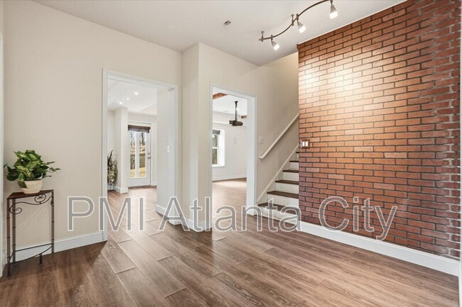 Building Photo - 373 Morgans Creek Ct NW