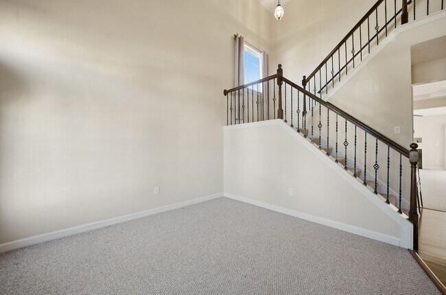 Building Photo - Quailshire Estates 4 Bed, 2.5 Bath Home in Chesapeake, VA