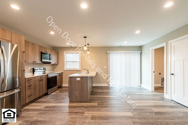 Building Photo - 10545 Old Leo Rd