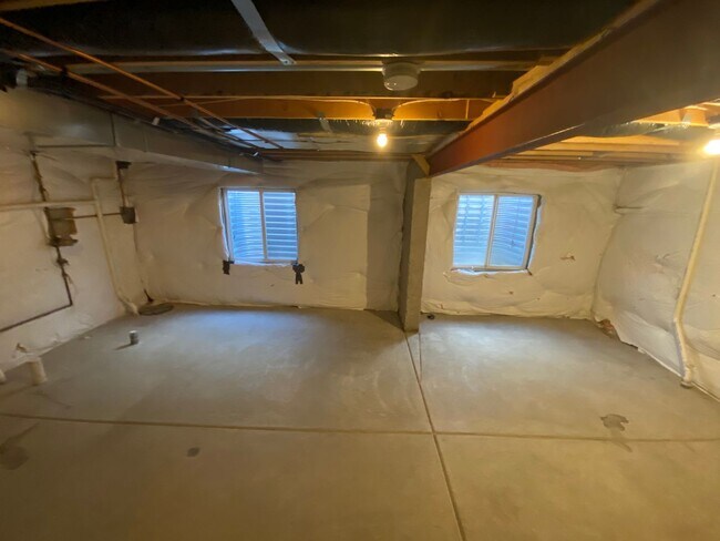 Building Photo - Stetson Hills 3 bedroom House