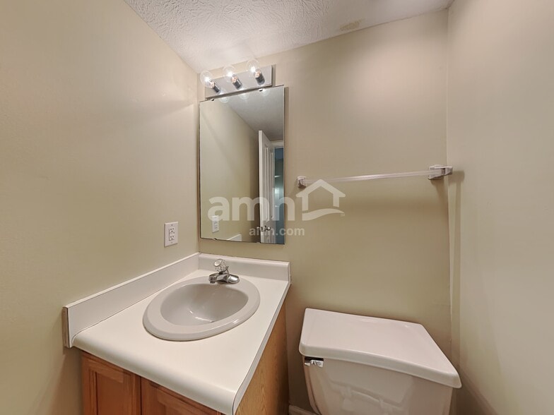 Building Photo - 136 Brooks Bnd