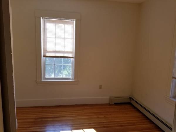 Building Photo - 98 Apsley St