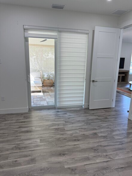 Primary Bedroom - 1704 5th St