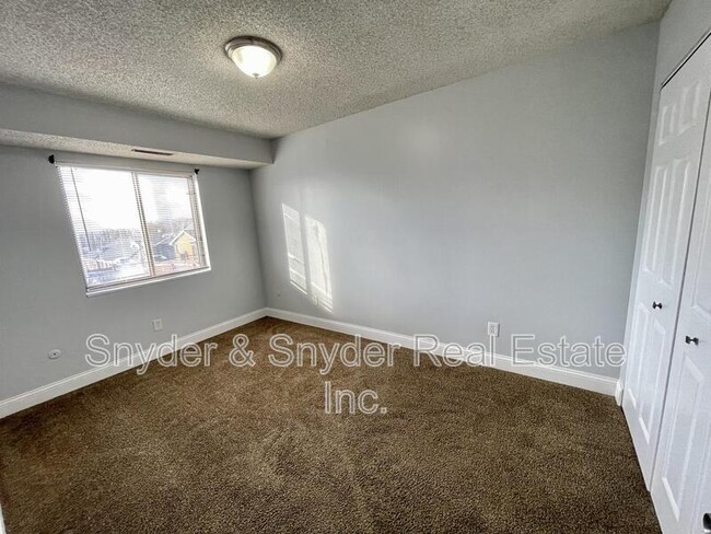 Building Photo - 2605 Terrace Ave