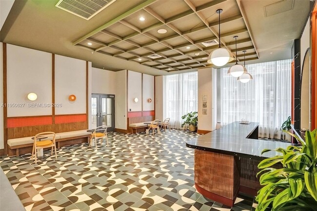 Building Photo - 11 NE 6th St