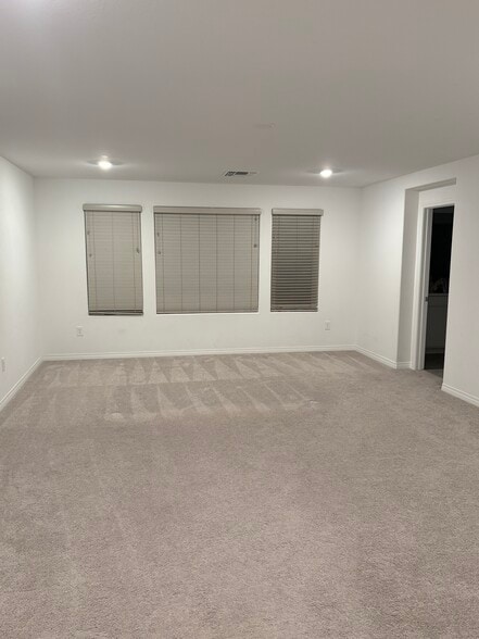 Master Bedroom - 657 Stone Hammer Ave