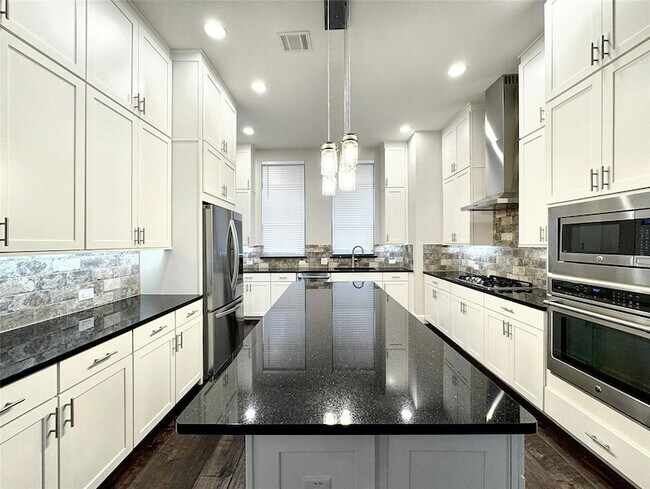 Building Photo - 1367 Branchwood Pl
