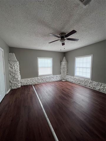 Building Photo - 2923 Azle Ave