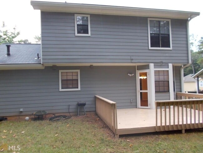 Building Photo - 4788 Wyndam Dr