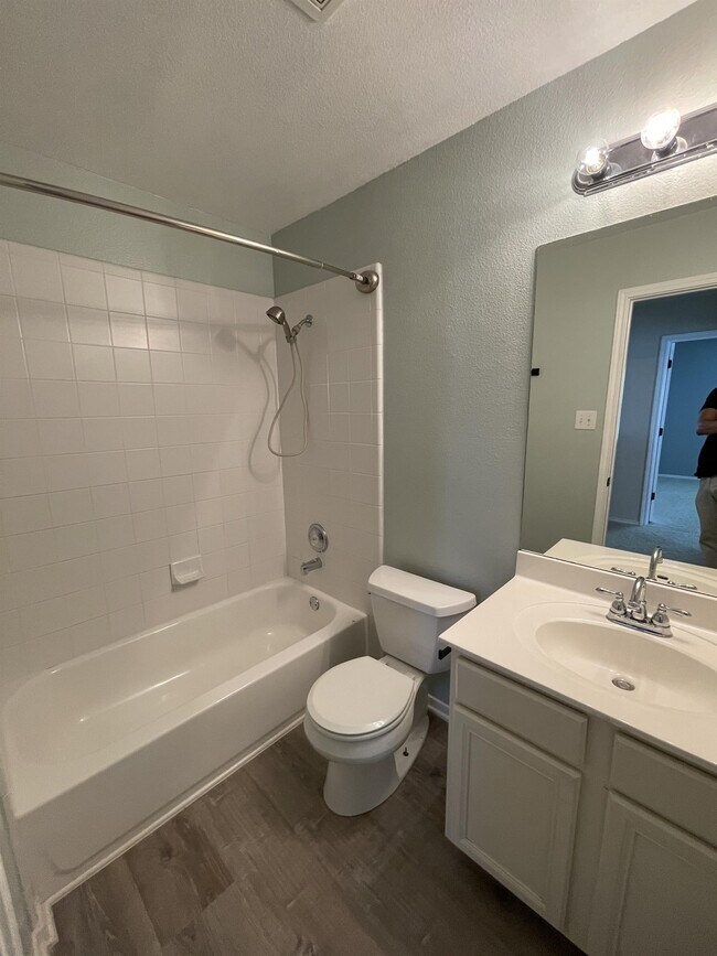 Building Photo - 4219 Whitney Green Dr