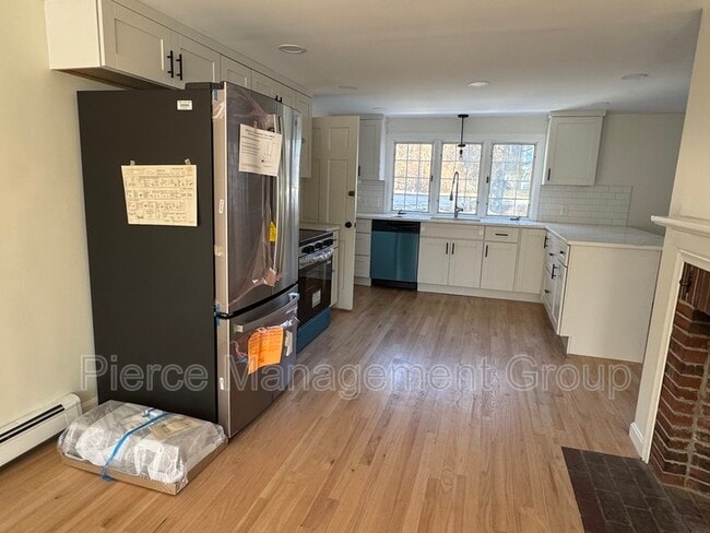 Building Photo - 42 Blueberry Ln