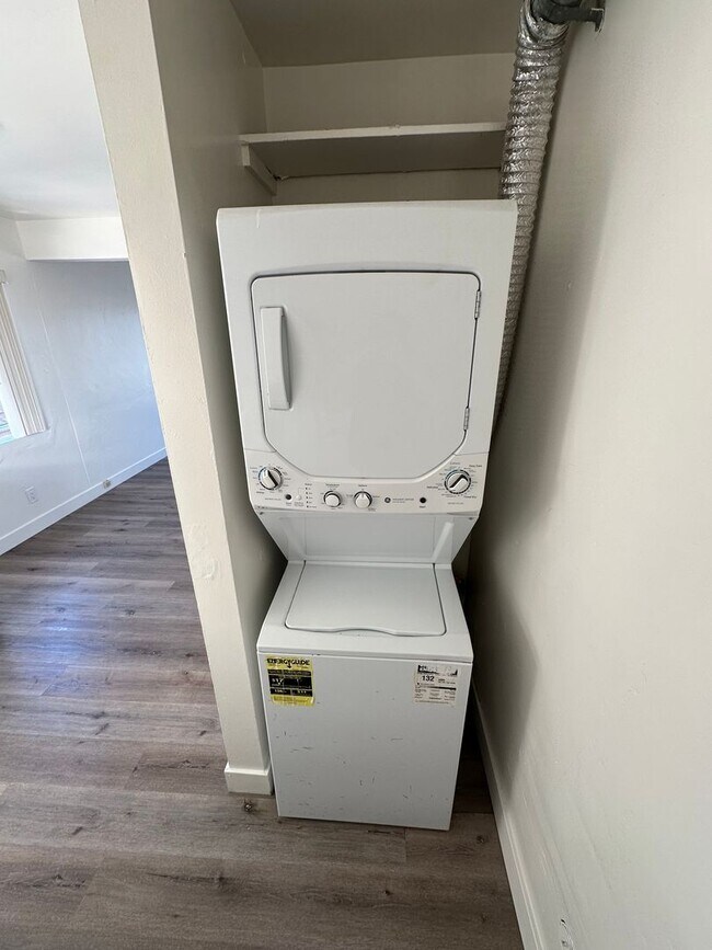 Building Photo - 4640 1/2 36th St.-