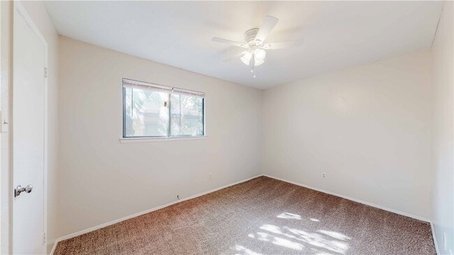 Building Photo - 1004 Verde Dr