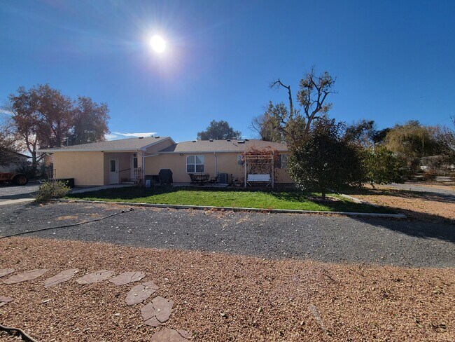 Building Photo - 30411 Gale Rd