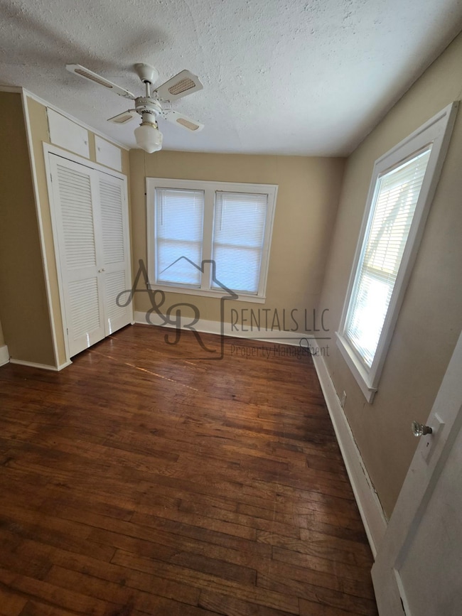 Building Photo - 1801 S Olive St