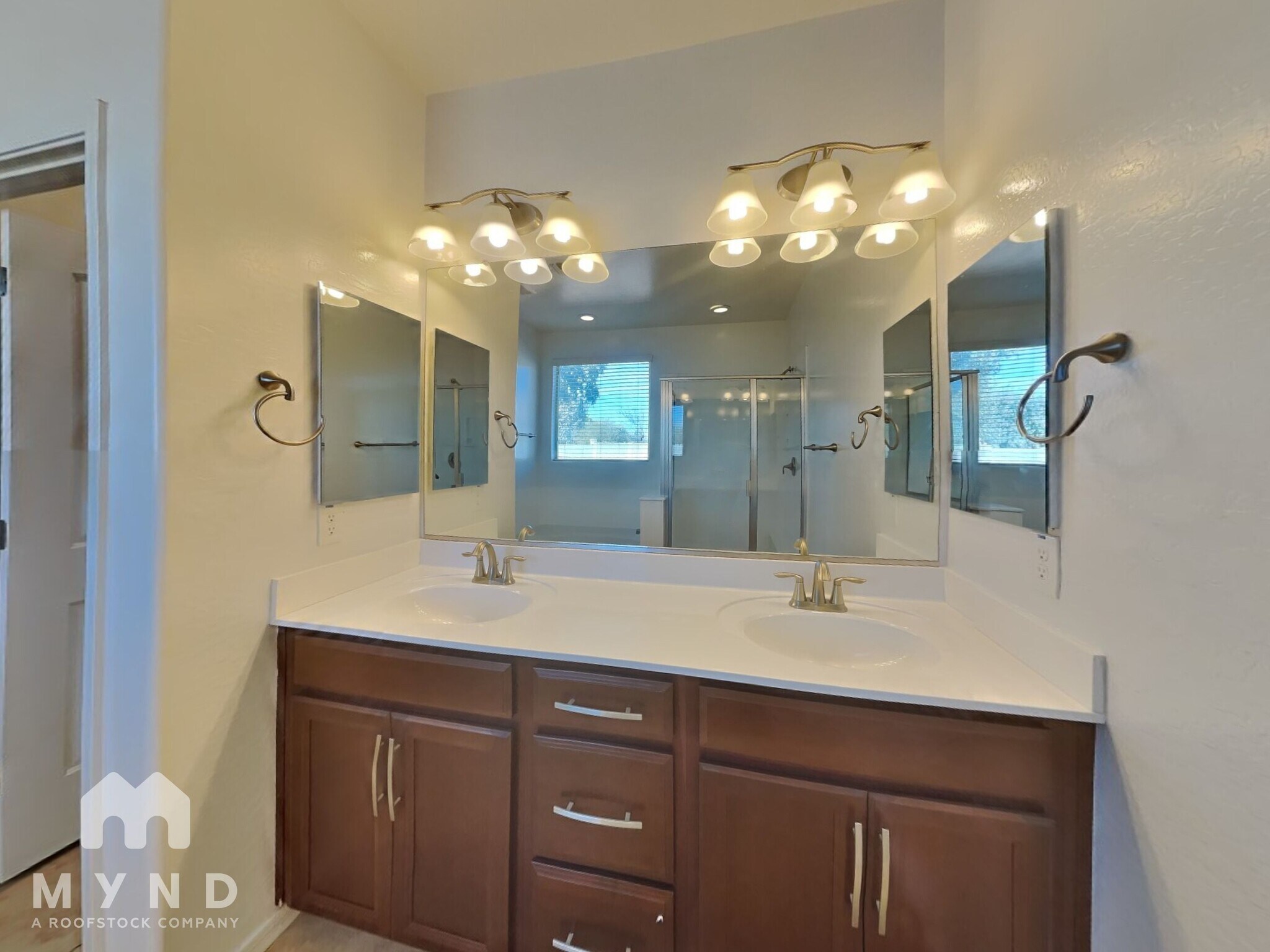 Building Photo - 35167 N Braeden Dr