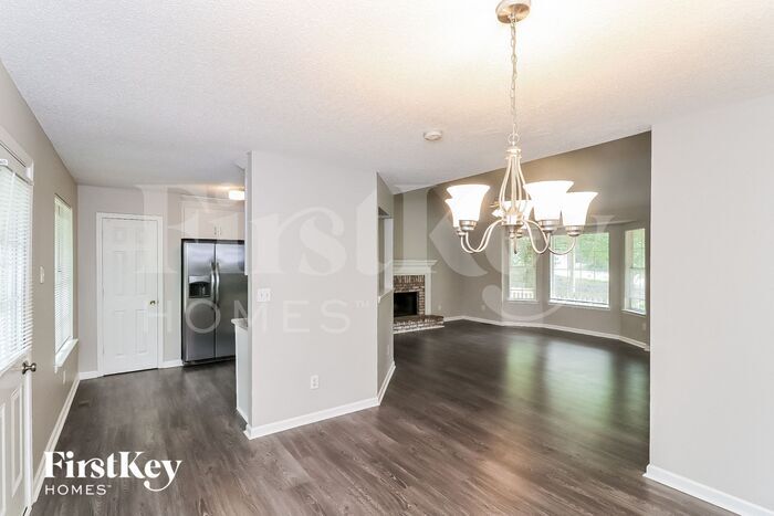 Building Photo - 6284 Sayre Dr NW