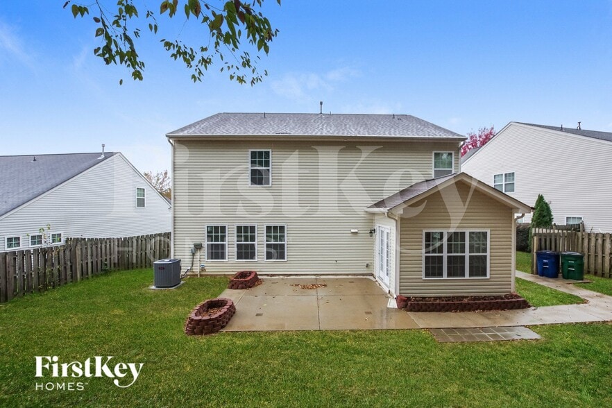 Building Photo - 4505 Lawrence Daniel Dr