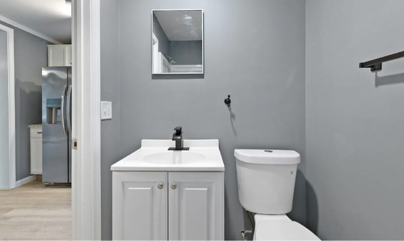 Building Photo - 32 Christine St