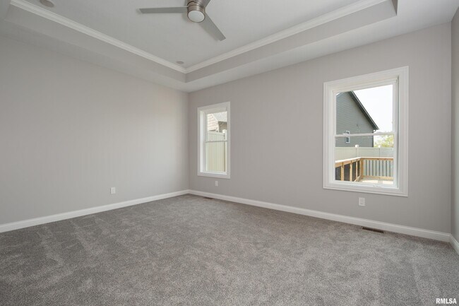 Building Photo - 5120 Pandit Dr