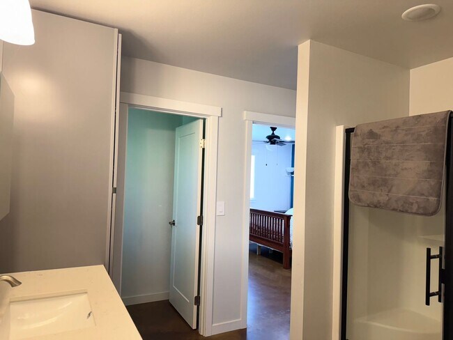 Building Photo - Welcome to Your Lakefront Retreat in Clear...