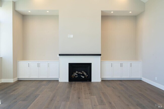Building Photo - 3842 Horizon View Way